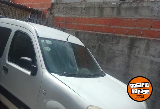 Utilitarios - Renault Kangoo 2013 Nafta 111111Km - En Venta