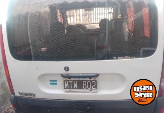 Utilitarios - Renault Kangoo 2013 Nafta 111111Km - En Venta