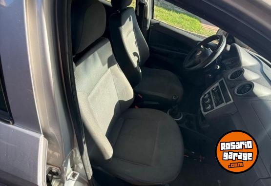 Autos - Volkswagen Gol 2010 Nafta 125000Km - En Venta