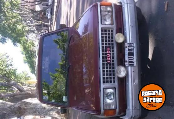 Camionetas - Isuzu Trooper 4x4 1988 GNC 180000Km - En Venta