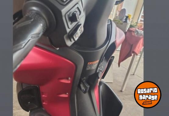 Motos - Yamaha Ray zr 2025 Nafta 4415Km - En Venta