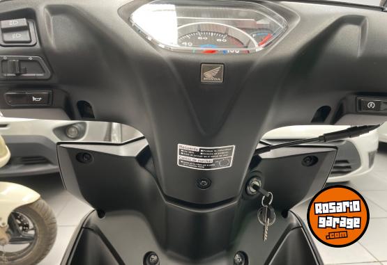 Motos - Honda Wave 2025 Nafta 2400Km - En Venta