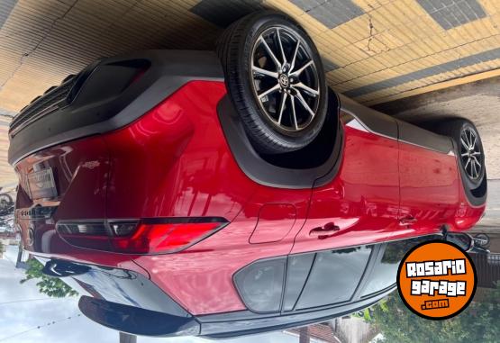 Autos - Toyota Corolla cross 2024 Nafta 40000Km - En Venta