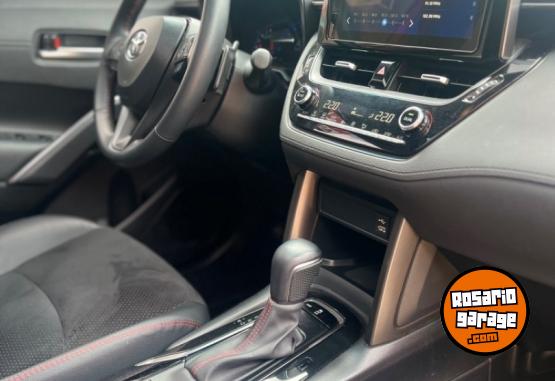 Autos - Toyota Corolla cross 2024 Nafta 40000Km - En Venta