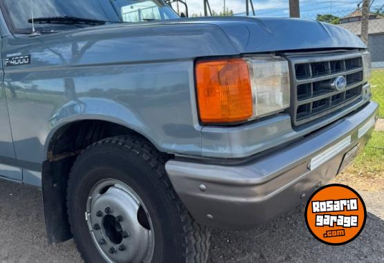 Camiones y Gr�as - Ford 4000 MWM - En Venta