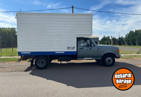 Camiones y Gr�as - Ford 4000 MWM - En Venta