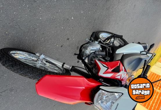 Motos - Honda XR 150 2024 Nafta 4900Km - En Venta