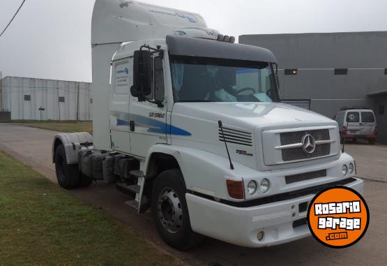 Camiones y Gr�as - Vendo Mercedez Benz 1634 2005 / Ford Cargo 1722 2011 - En Venta