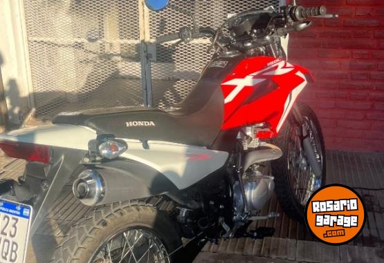 Motos - Honda XR 150 L 2024 Nafta 9400Km - En Venta