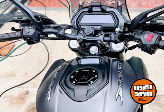 Motos - Bajaj Dominar 400 2023 Nafta 5000Km - En Venta
