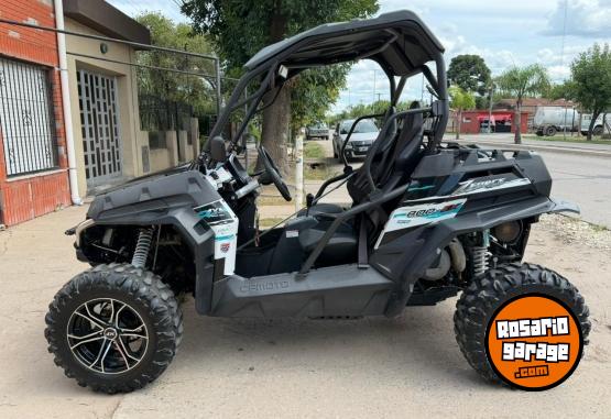 Cuatris y UTVs - CF ZFORCE 800 EX CF MOTO 2016 4480Km - En Venta