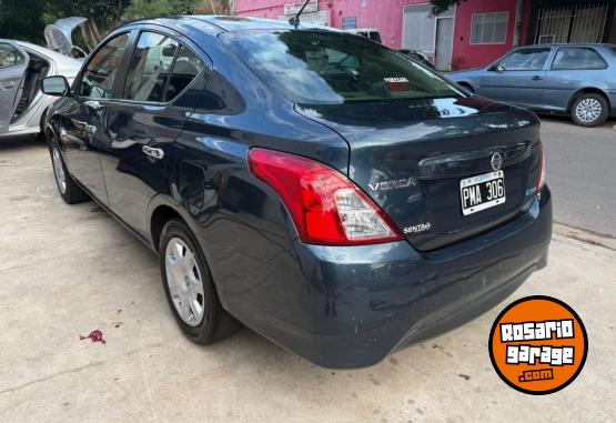 Autos - Nissan versa 2016 Nafta 101000Km - En Venta