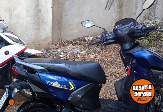 Motos - Yamaha Ray ZR 2023 Nafta 8500Km - En Venta