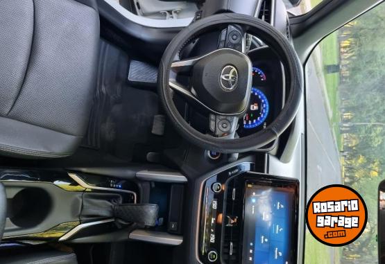 Autos - Toyota Corolla Cross Seg 2022 Nafta 40000Km - En Venta