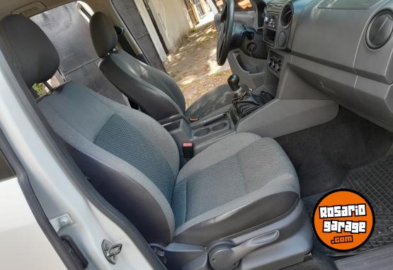 Camionetas - Volkswagen Amarok trendline 2011 Diesel 202000Km - En Venta