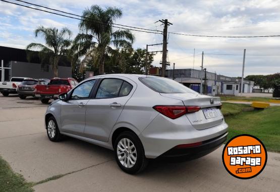 Autos - Fiat Cronos Drive Conectividad 2021 Nafta 65400Km - En Venta