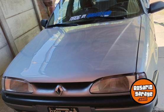 Autos - Renault 19 1993 Nafta 330000Km - En Venta