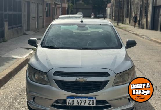 Autos - Chevrolet Prisma joy 2017 GNC 150000Km - En Venta