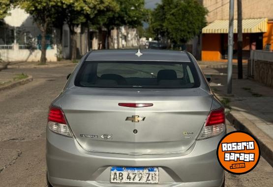 Autos - Chevrolet Prisma joy 2017 GNC 150000Km - En Venta