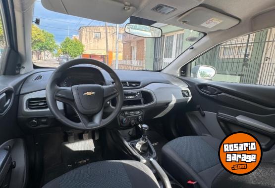 Autos - Chevrolet Prisma joy 2017 GNC 150000Km - En Venta