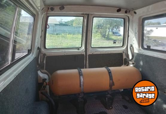 Utilitarios - Volkswagen Transporter 1999 GNC 999999Km - En Venta