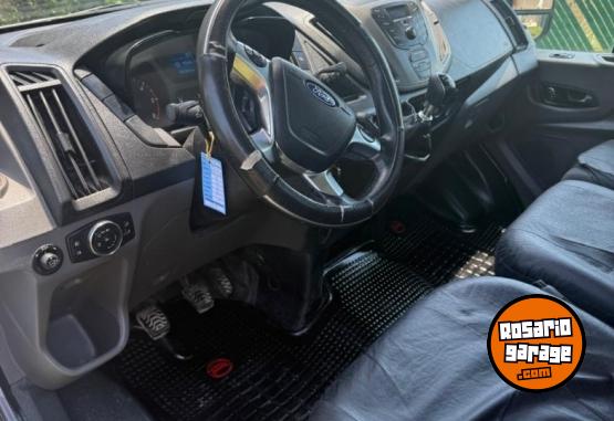 Utilitarios - Ford Tr�nsit Chasis 2023 Diesel 18300Km - En Venta