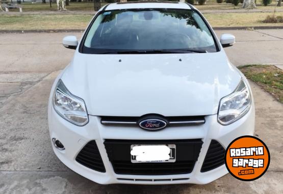 Autos - Ford SE PLUS SEDAN 4 PUERTAS 2014 Nafta 120000Km - En Venta