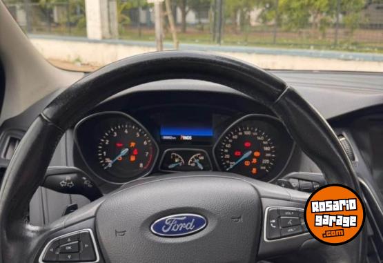 Autos - Ford Focus 2017 Nafta 101500Km - En Venta