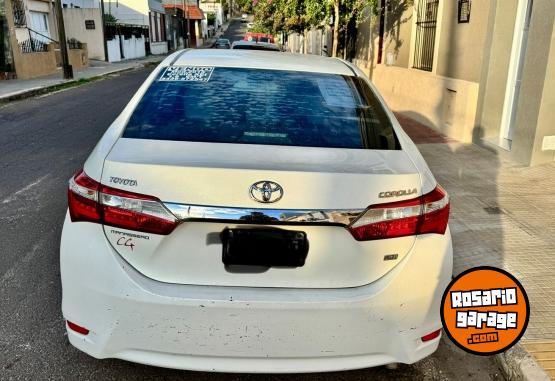 Autos - Toyota XEI 2015 Nafta 120000Km - En Venta