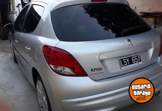 Autos - Peugeot 207 gti 5 puertas 2012 Nafta 107000Km - En Venta