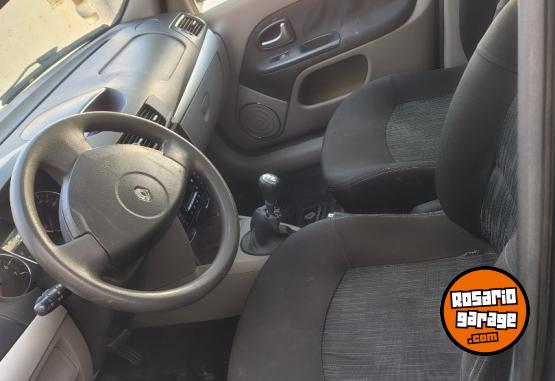 Autos - Renault Symbol 2012 Nafta 190000Km - En Venta