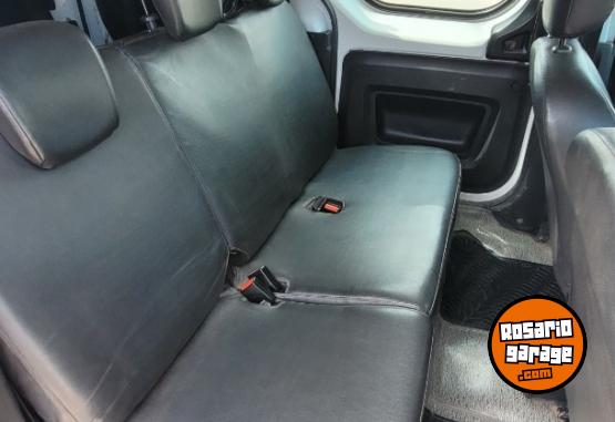 Utilitarios - Renault Kangoo 2018 Nafta 380000Km - En Venta