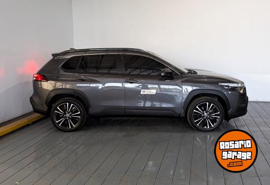 Autos - Toyota COROLLA CROSS SEG 2,0 CVT 2025 Nafta 1344Km - En Venta