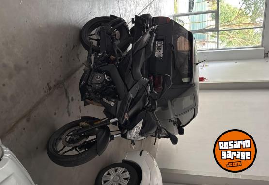 Motos - Bajaj Rouser NS 200 2021 Nafta 44000Km - En Venta