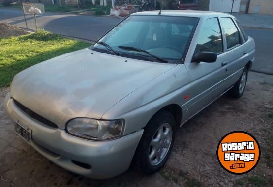 Autos - Ford Escort 2001 Diesel 265000Km - En Venta