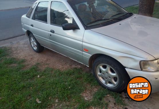 Autos - Ford Escort 2001 Diesel 265000Km - En Venta