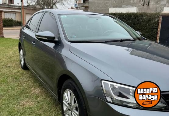 Autos - Volkswagen Vento 2.0 Advance Summer 2015 Nafta 165000Km - En Venta