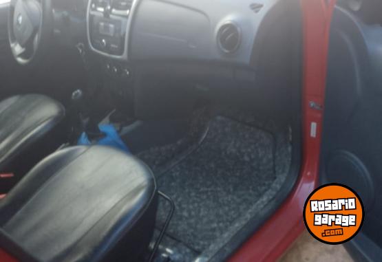 Autos - Renault Logan 2016 GNC 70000Km - En Venta