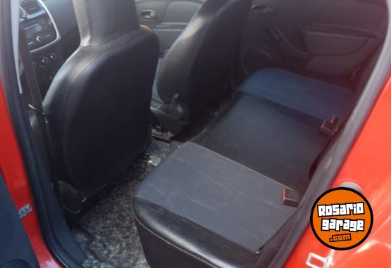 Autos - Renault Logan 2016 GNC 70000Km - En Venta