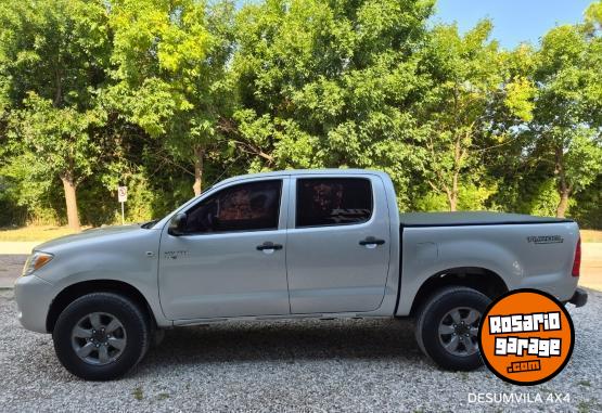 Camionetas - Toyota HILUX 2.5 DX 2008 Diesel 230000Km - En Venta