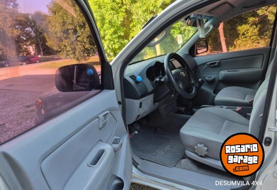 Camionetas - Toyota HILUX 2.5 DX 2008 Diesel 230000Km - En Venta