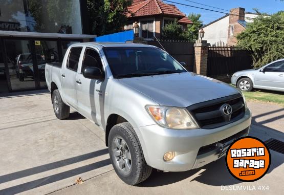 Camionetas - Toyota HILUX 2.5 DX 2008 Diesel 230000Km - En Venta