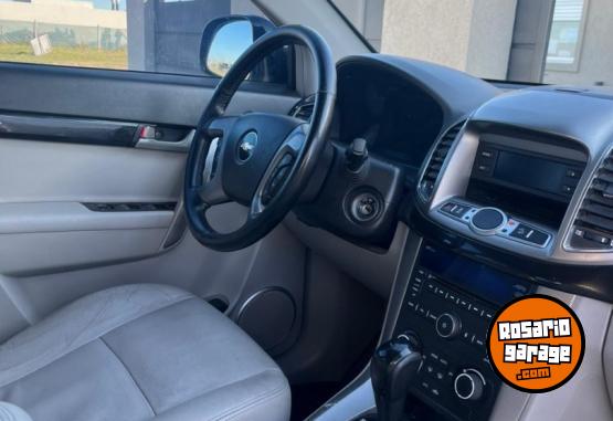 Camionetas - Chevrolet Captiva LTZ 2012 Diesel 200000Km - En Venta