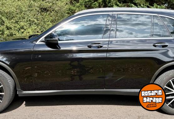Autos - Mercedes Benz GLC 300 4 MATIC OFF ROAD 2021 Nafta 54000Km - En Venta