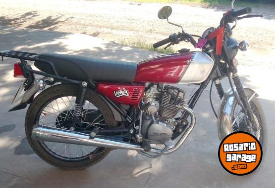 Motos - Motomel Victory 150cc 2024 Nafta 8000Km - En Venta