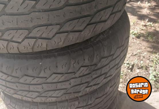 Accesorios para Autos - VENDO 4 CUBIERTAS RODADO 18 MUY BUEN ESTADO - En Venta