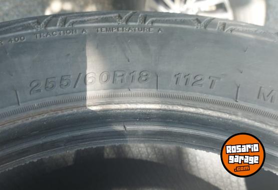 Accesorios para Autos - VENDO 4 CUBIERTAS RODADO 18 MUY BUEN ESTADO - En Venta