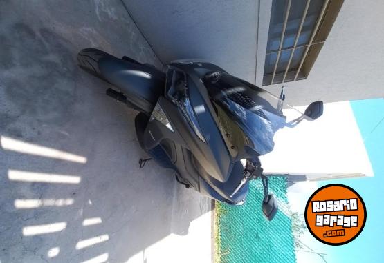 Motos - Kymco X-Town 2025 Nafta 2799Km - En Venta