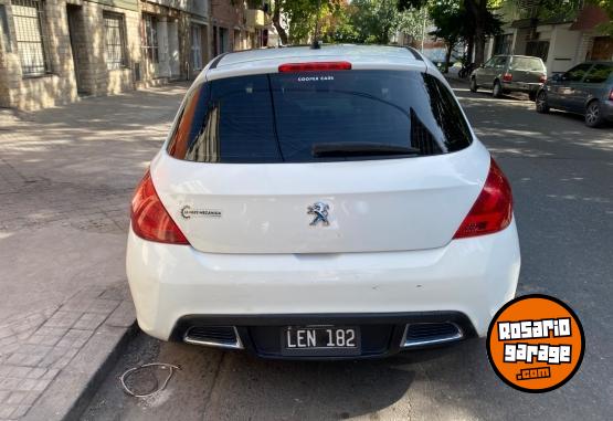 Autos - Peugeot 308 allure con navegador 2012 Nafta 215000Km - En Venta
