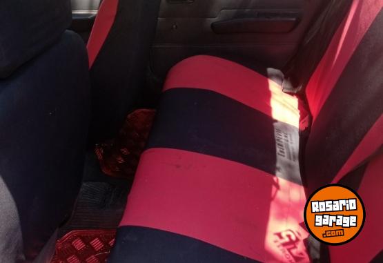 Autos - Renault 9 1995 GNC 300000Km - En Venta